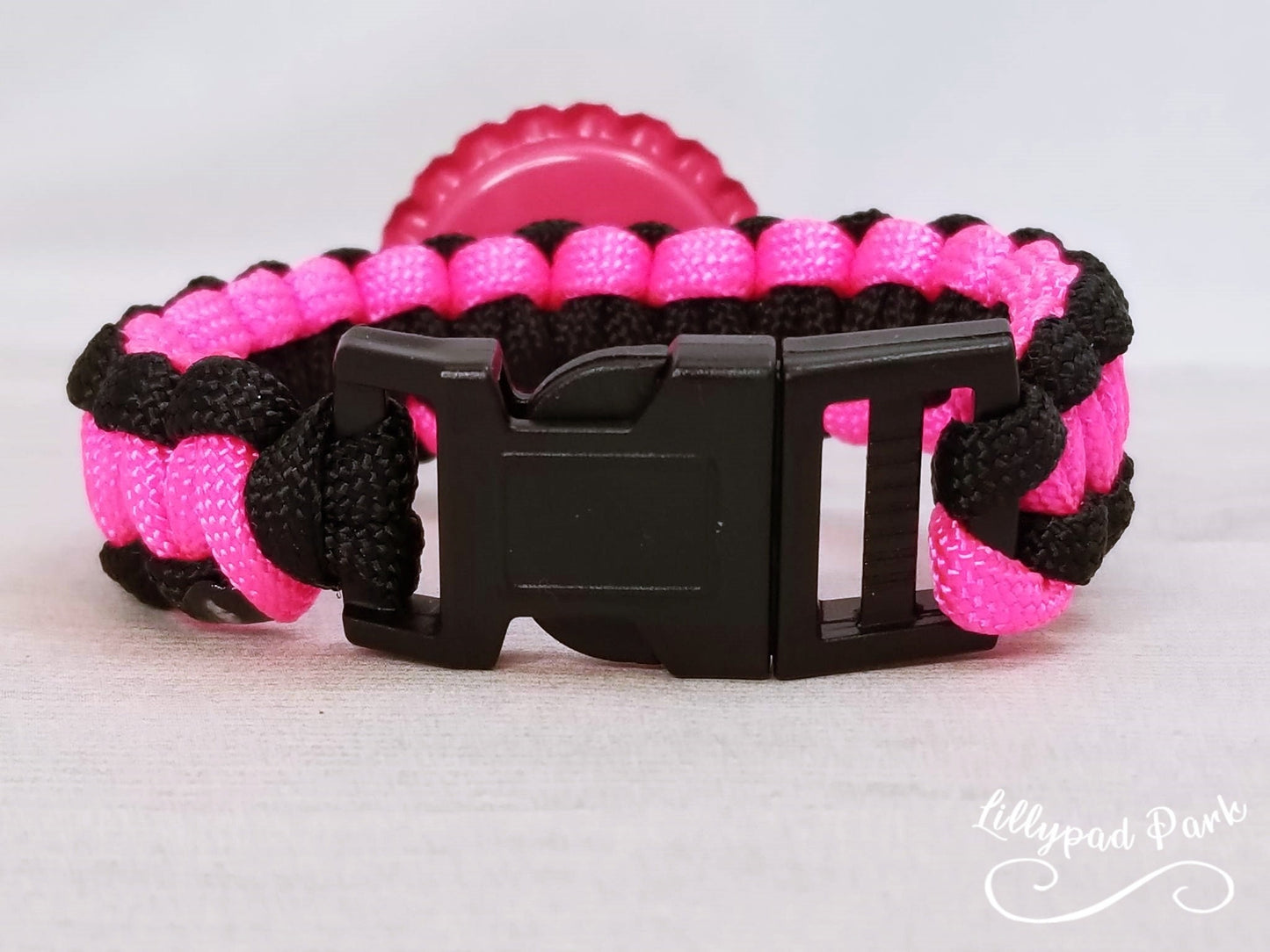 I have control issues paracord bracelet, Pink and Black Gamer bracelet