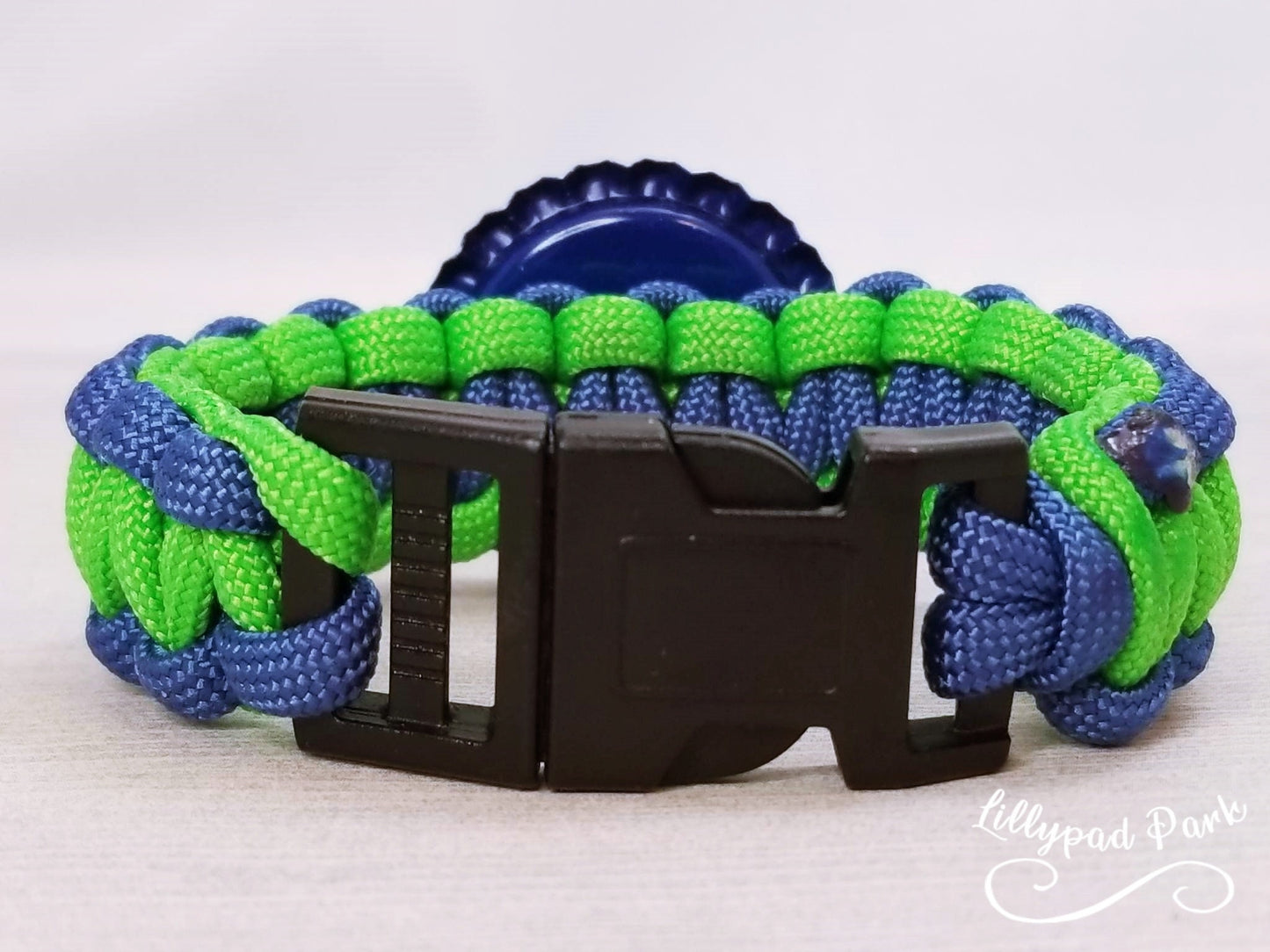 Cool Back to School Paracord Bracelet