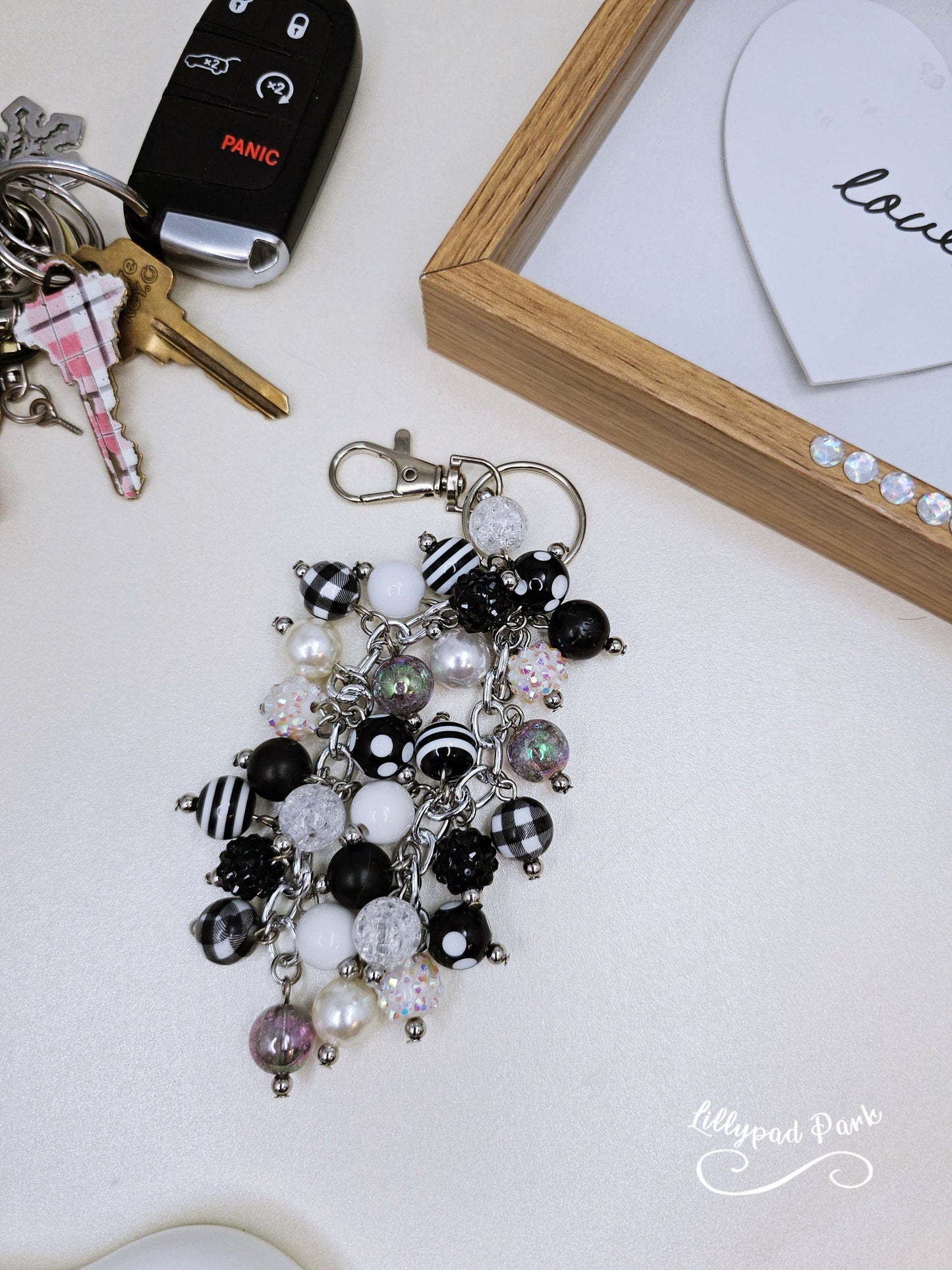 Buffalo Plaid Black and White Purse charm, Purse Charm Bag Charm, Purse accessory, Beaded accessory, Zipper Charm